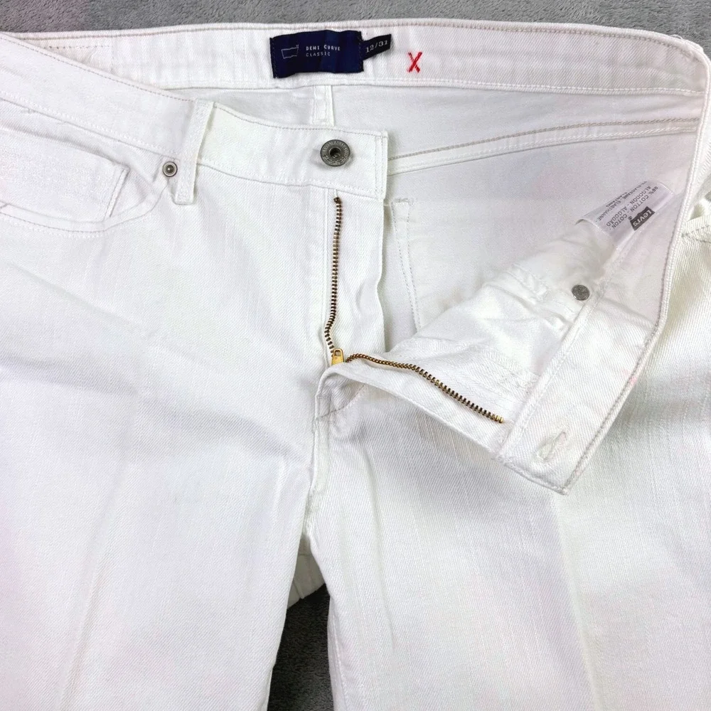 Levi's Womens 12/31 White Demi Curve Classic‎ Straight Leg Cropped Jeans Stretch